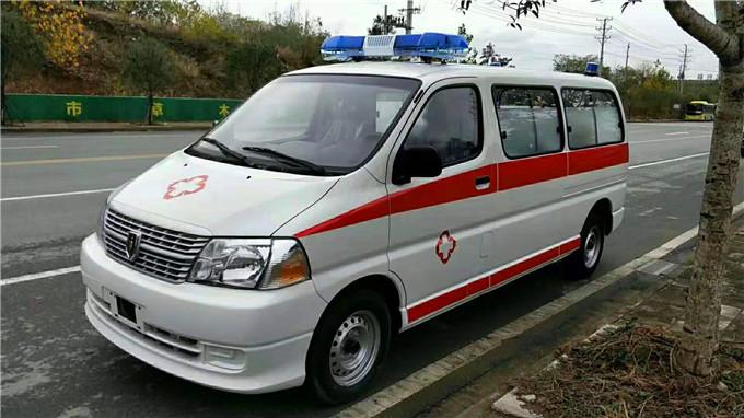 德格县丰田海狮救护车